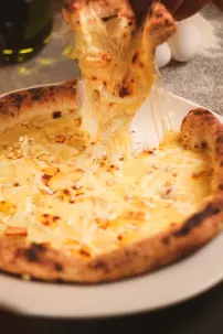 Pizza 4 peýnir