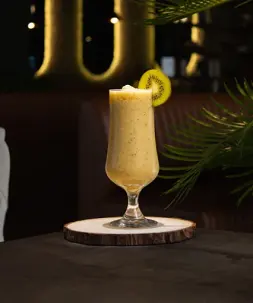 Kiwi bilen alma