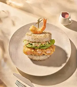 Krewetkaly we leňňeçli suşi burger