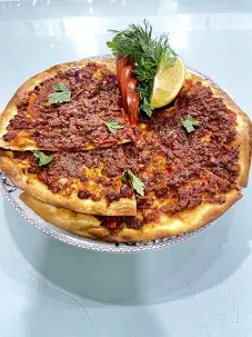 Lahmajun