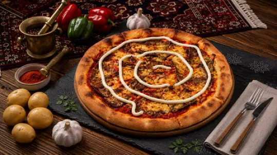 Zemin dönerli pizza