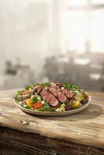Bifşteksli salat